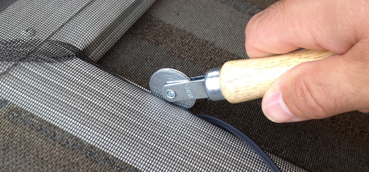 metal screen door repair in Magalia